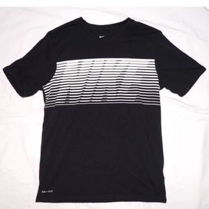 Men’s Nike T shirt🔥